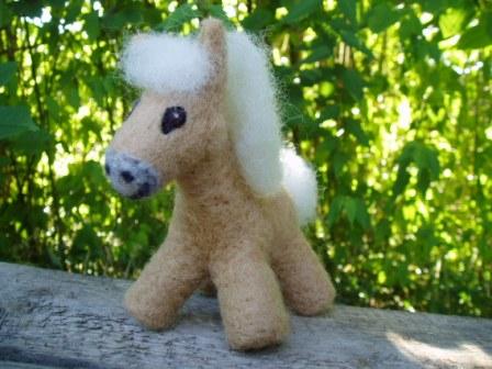 Forlaget Landsvalen - filtfigurer